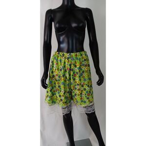 Handmade Green Floral Lace Trim Bloomers Elastic Waist Pettipants Medium